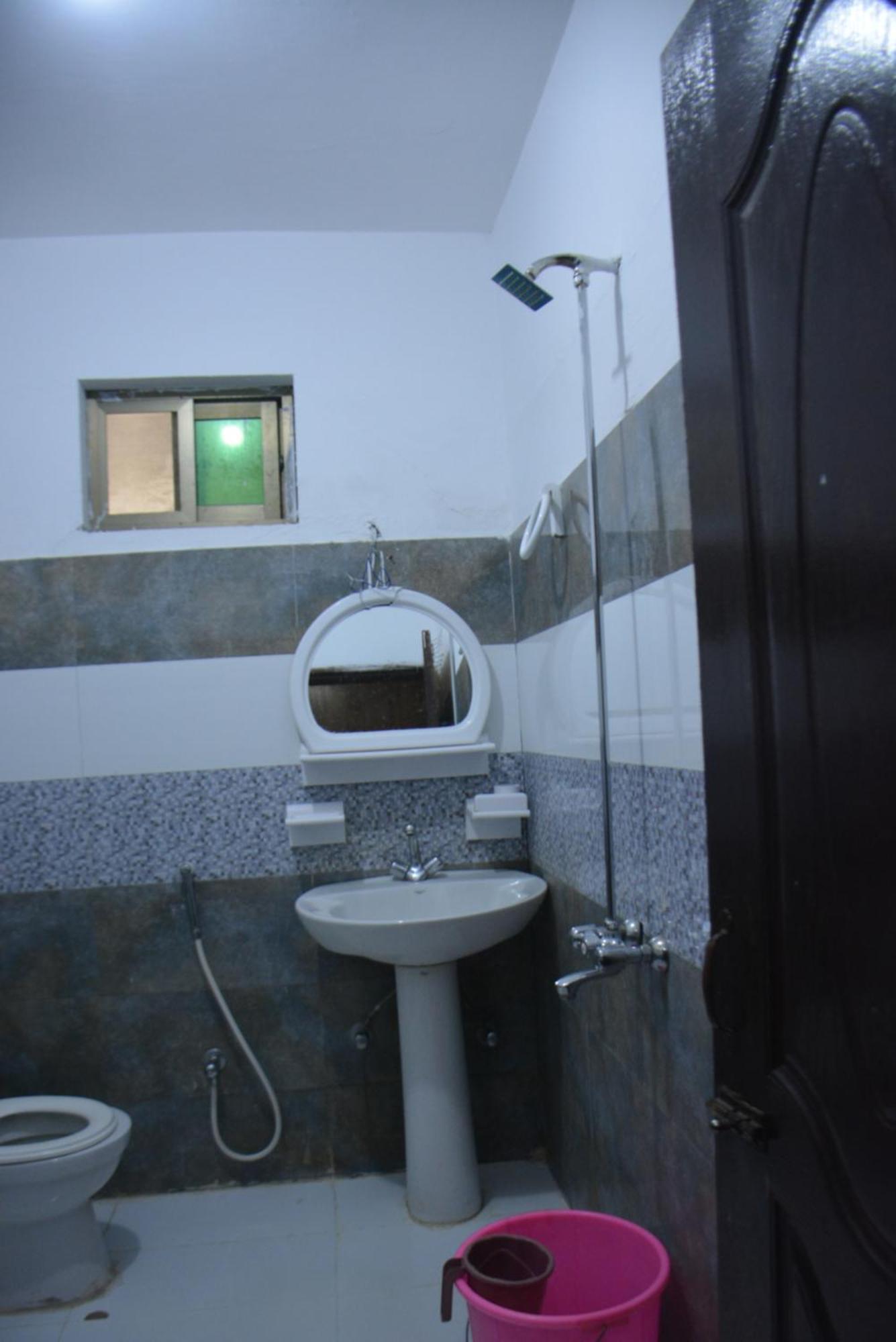 Hotel Pine Hills, Naran Esterno foto