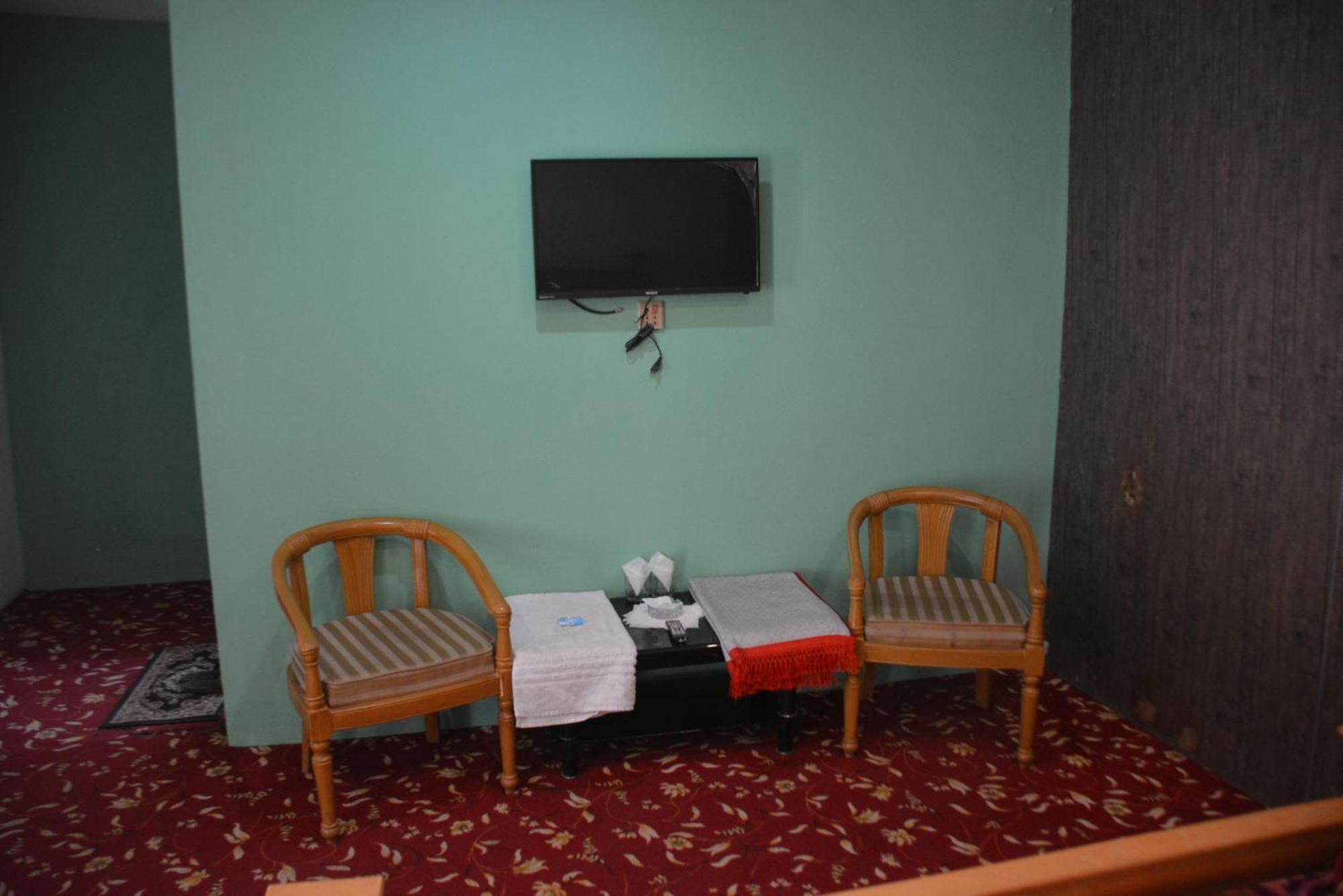Hotel Pine Hills, Naran Esterno foto
