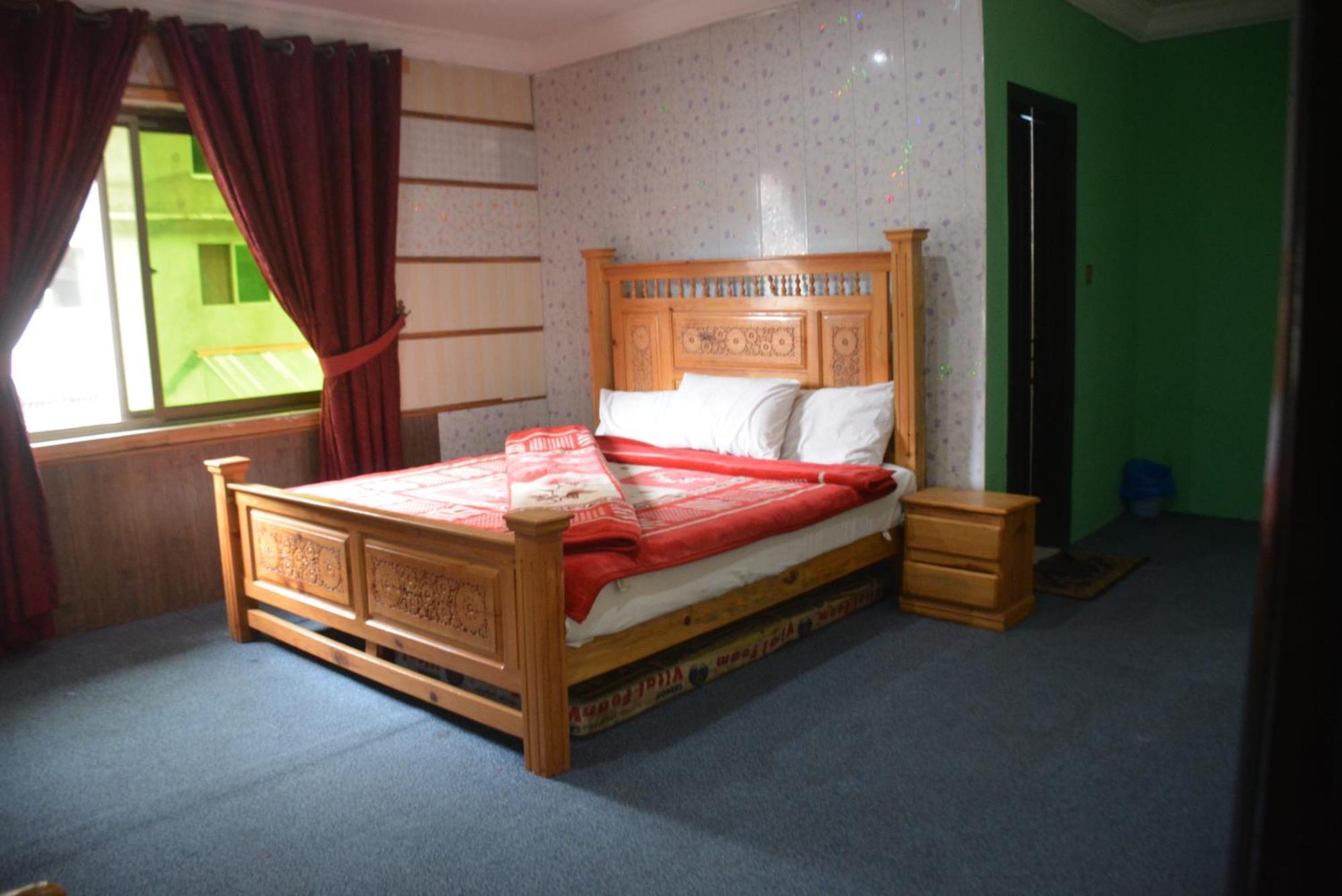 Hotel Pine Hills, Naran Esterno foto
