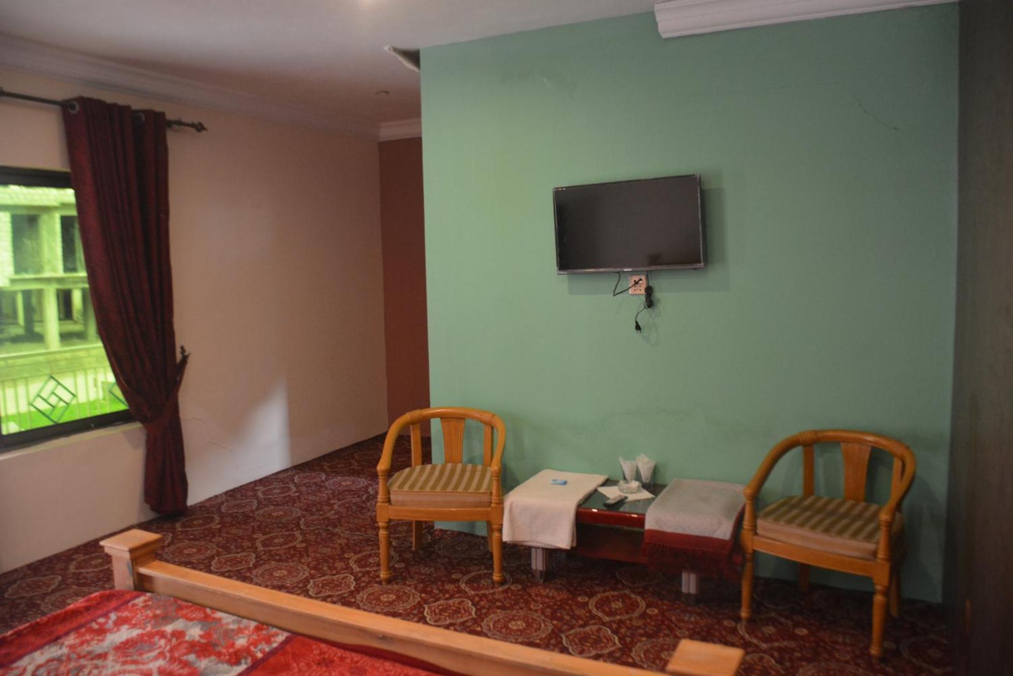 Hotel Pine Hills, Naran Esterno foto