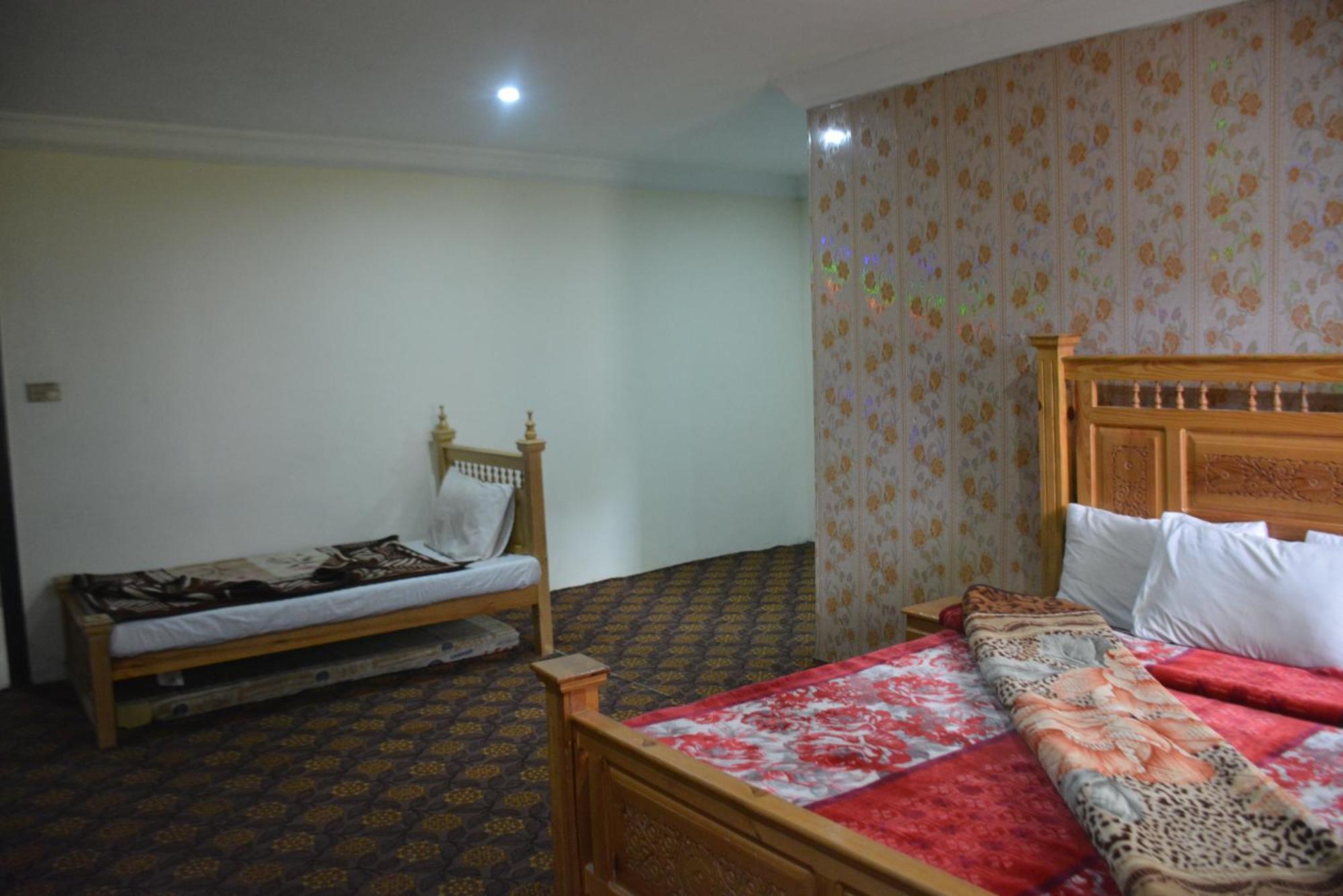 Hotel Pine Hills, Naran Esterno foto