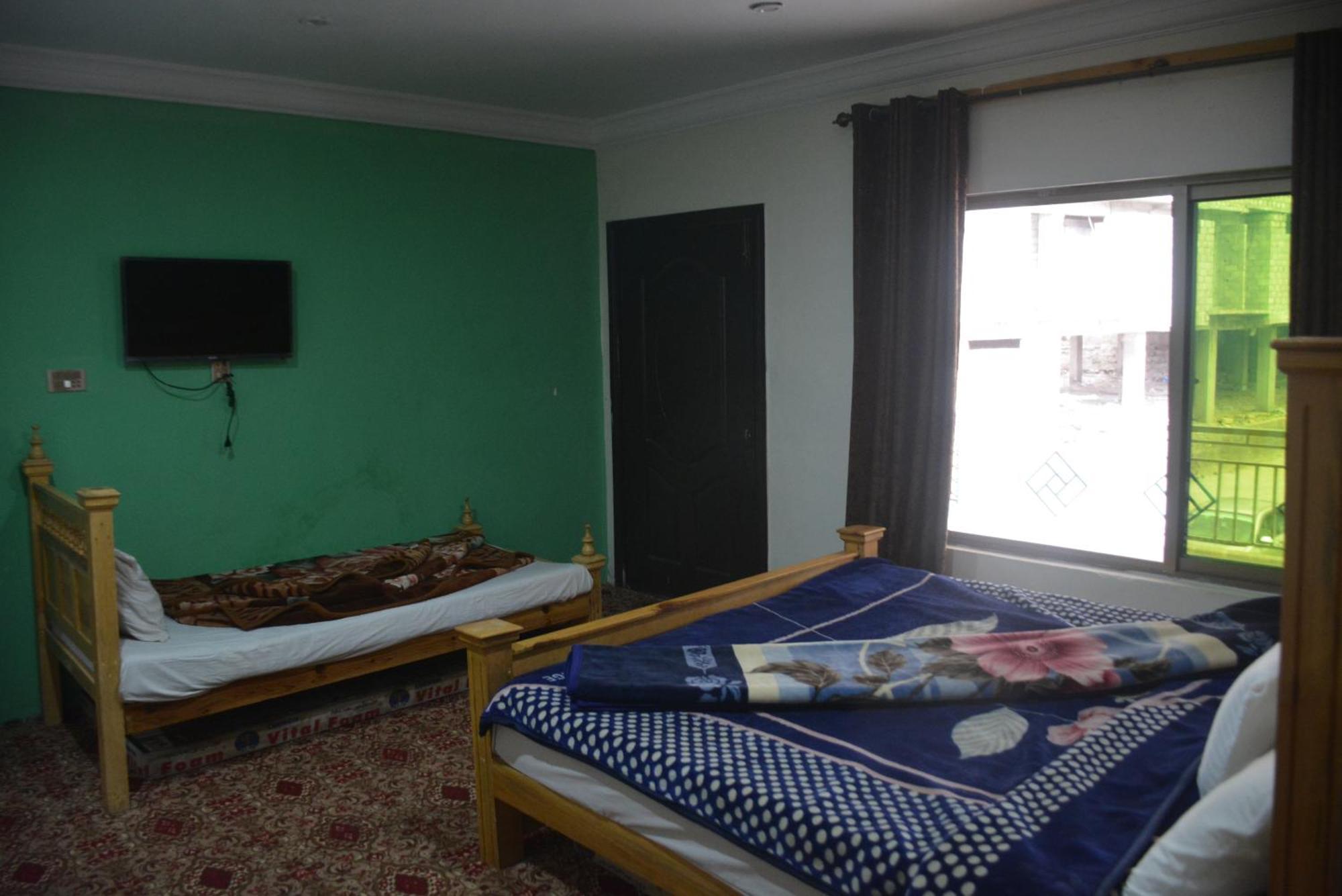 Hotel Pine Hills, Naran Esterno foto