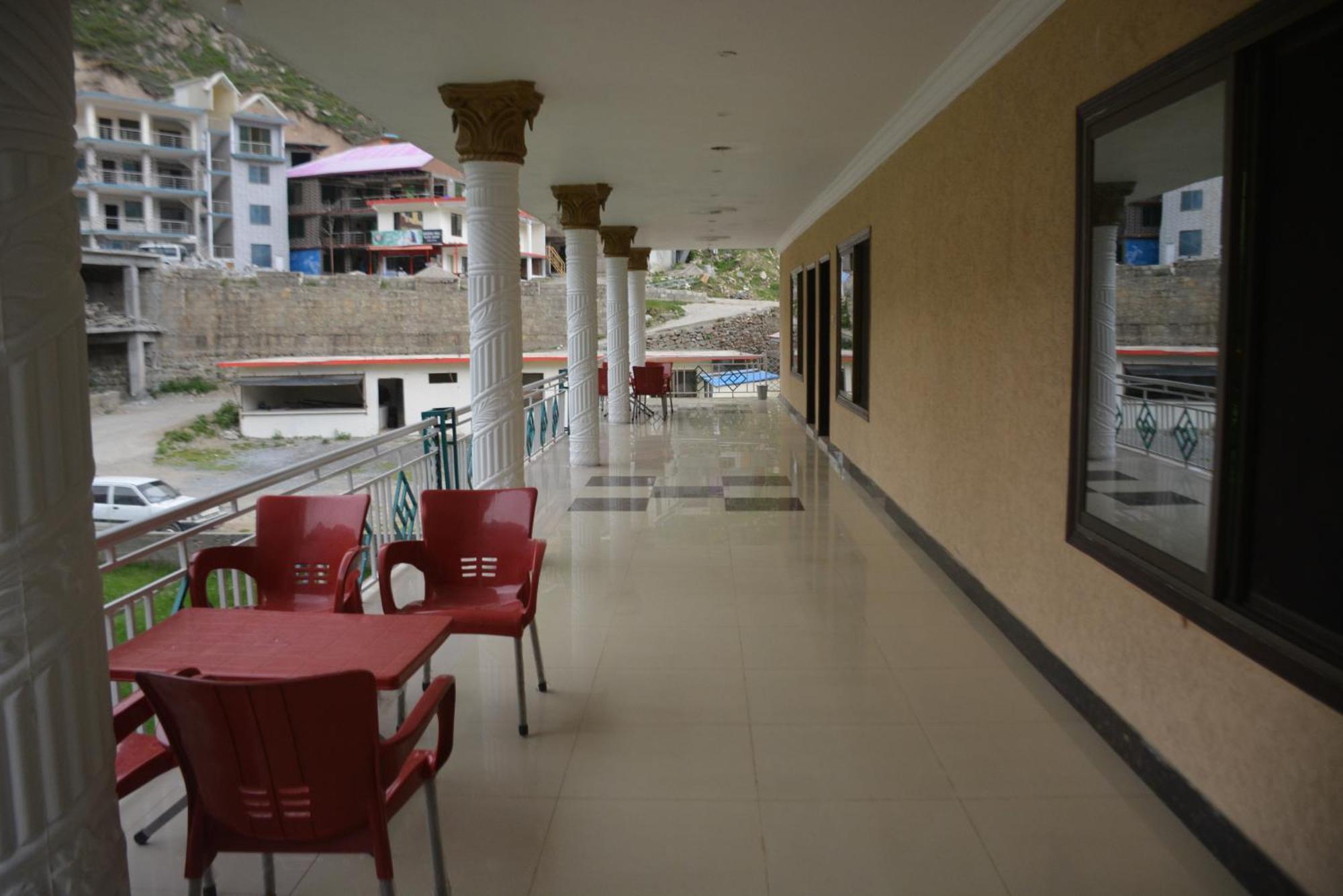 Hotel Pine Hills, Naran Esterno foto