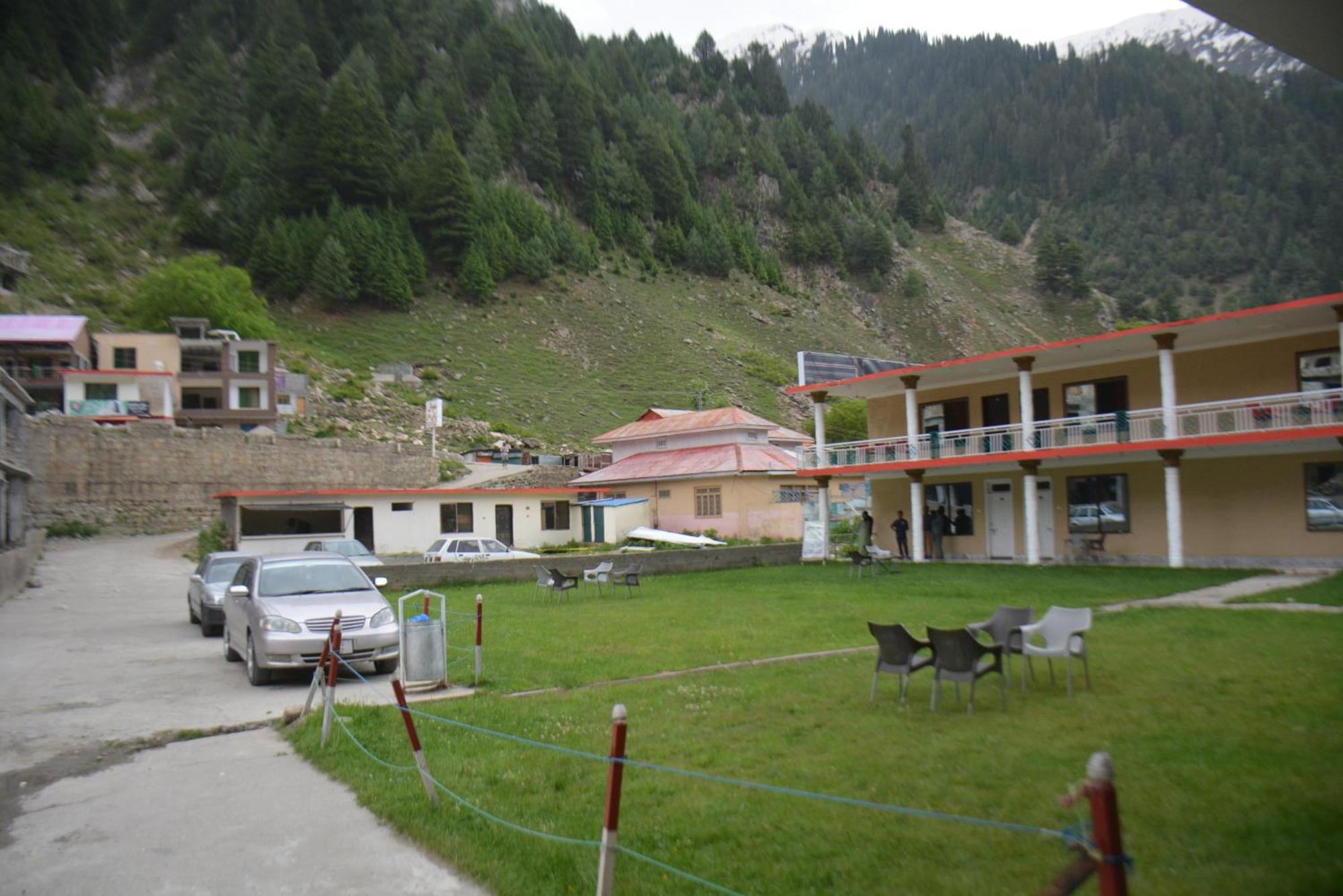 Hotel Pine Hills, Naran Esterno foto
